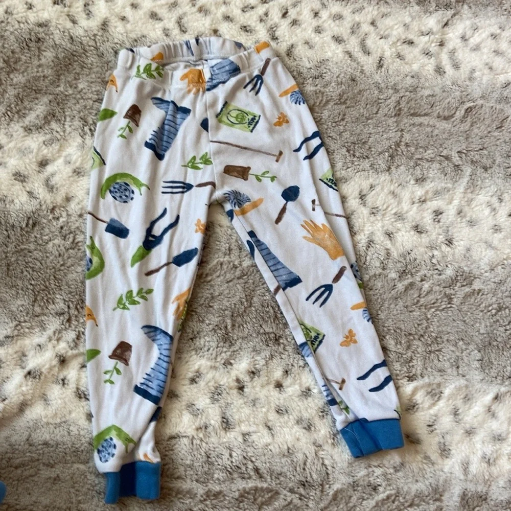 Burt’s Bees Baby garden matching set boys size 2T plants snails pajamas preppy
